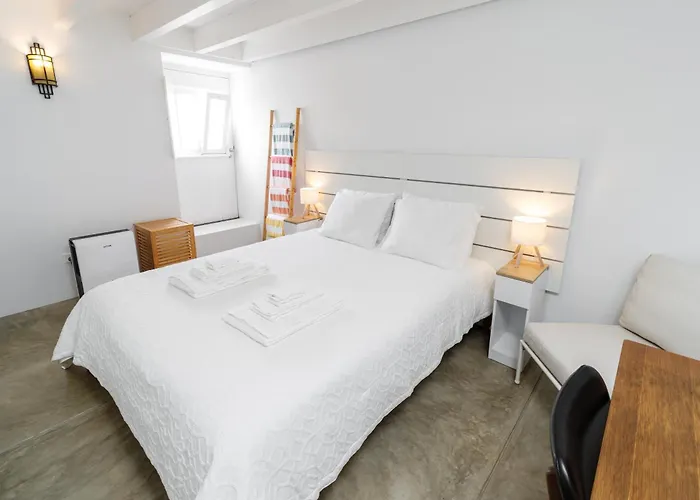 Bioma Adega - Escala Gourmet * Calheta de Nesquim