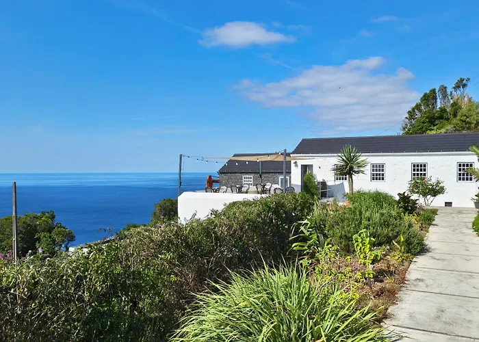 Bioma Adega - Escala Gourmet Feriehus Calheta de Nesquim